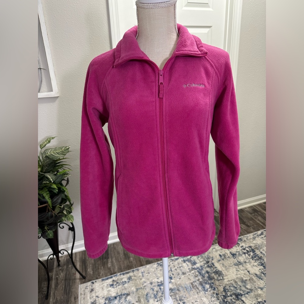 Columbia Women’s Pink Fleece Jacket Size M